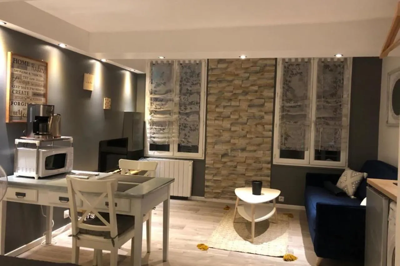Apartment Cosy Studio Proche Palais Des Papes Avignon