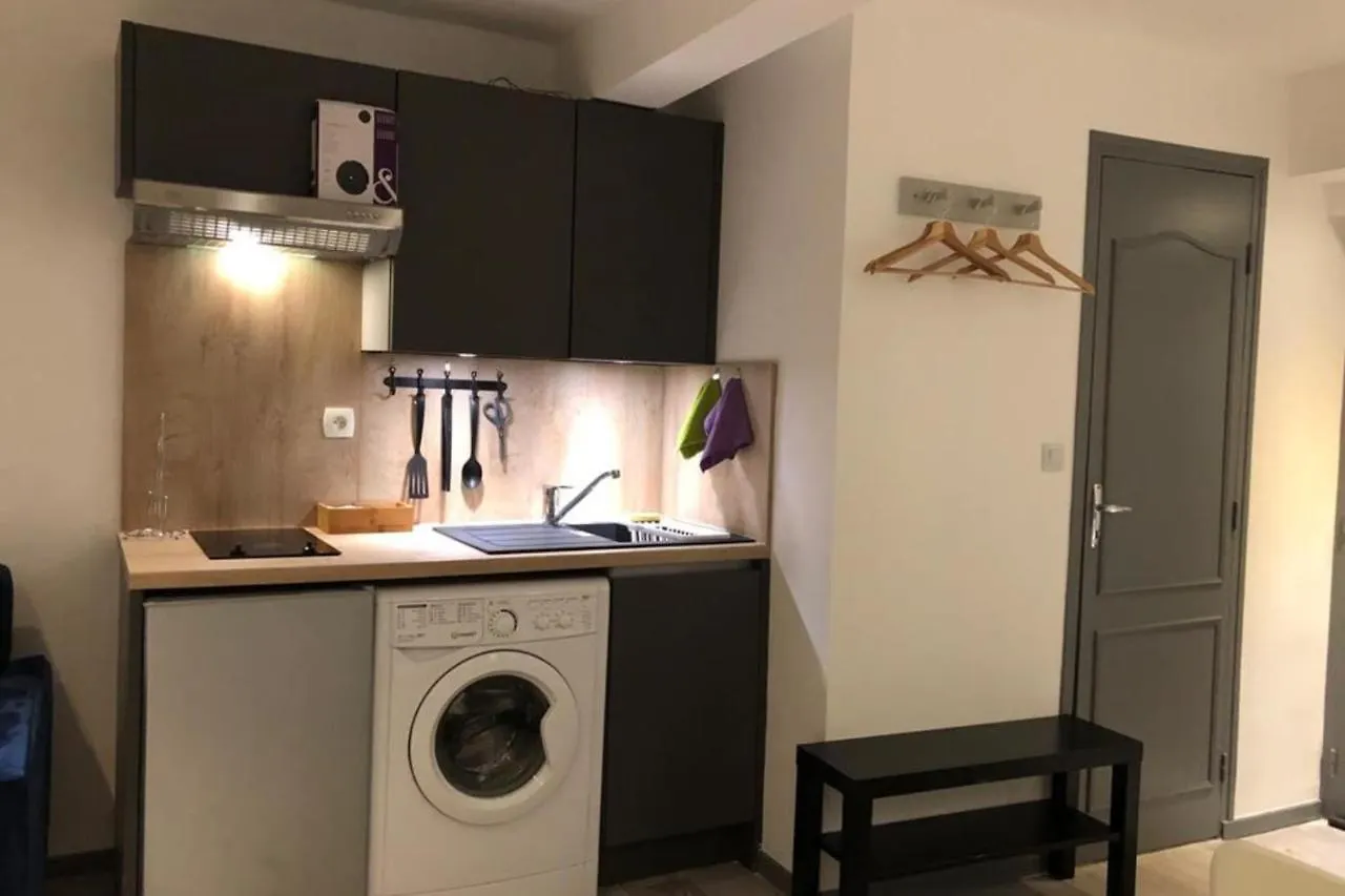 Apartment Cosy Studio Proche Palais Des Papes Avignon France